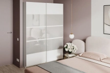 Шкаф с пленкой Oracal: практичная альтернатива зеркалу и МДФ